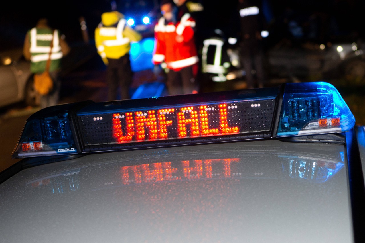 Schlimmer Unfall auf der A1 bei Dortmund! (Symbolbild)