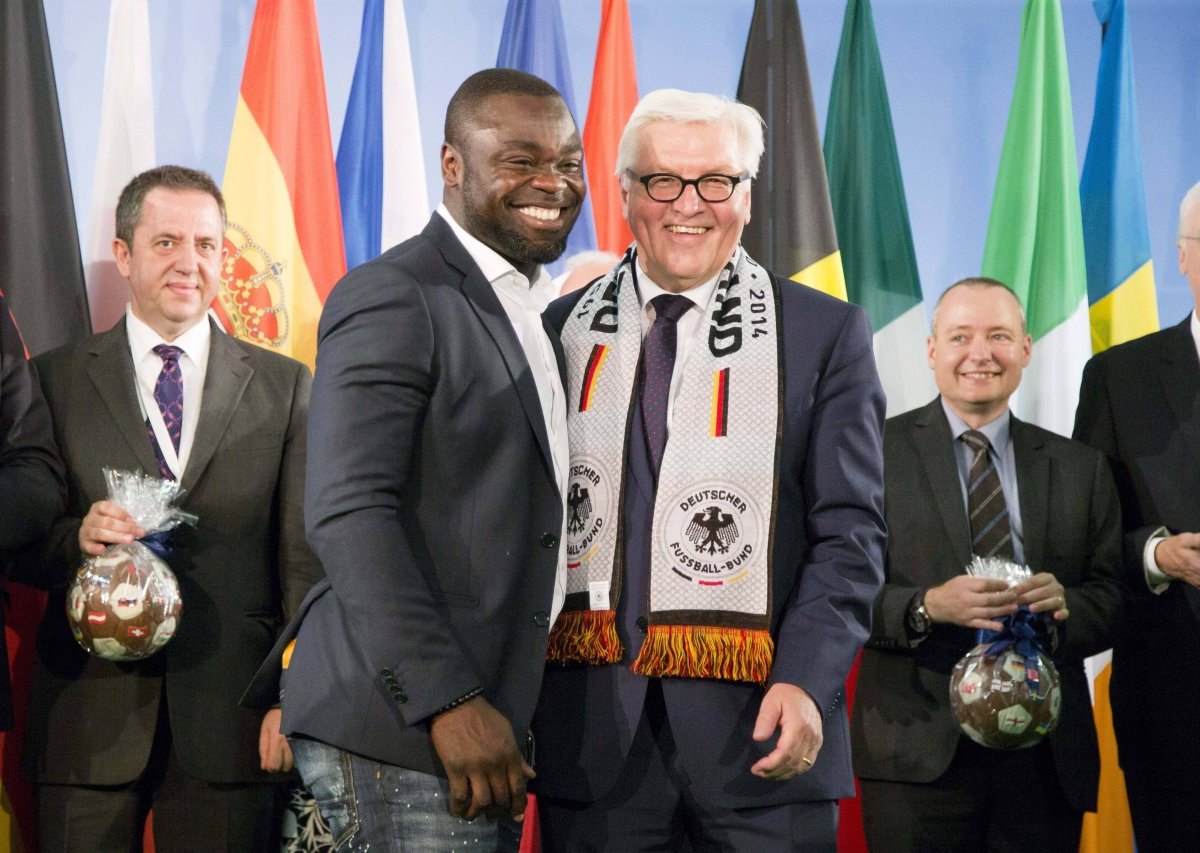 Asamoah_Steinmeier.jpg