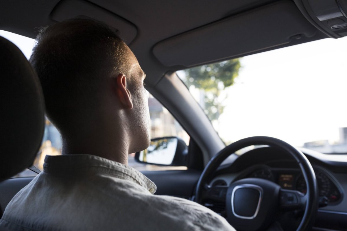 Autofahrer Symbolbild.jpg