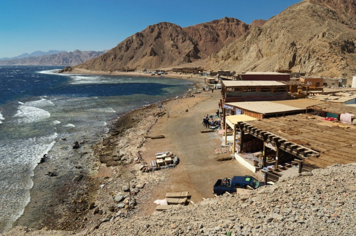 Dahab Blue Hole Tauchspot.jpg