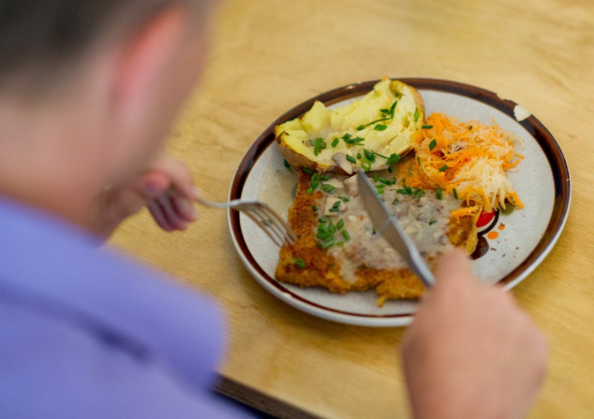 Essen Kantine vegetarisch.jpg