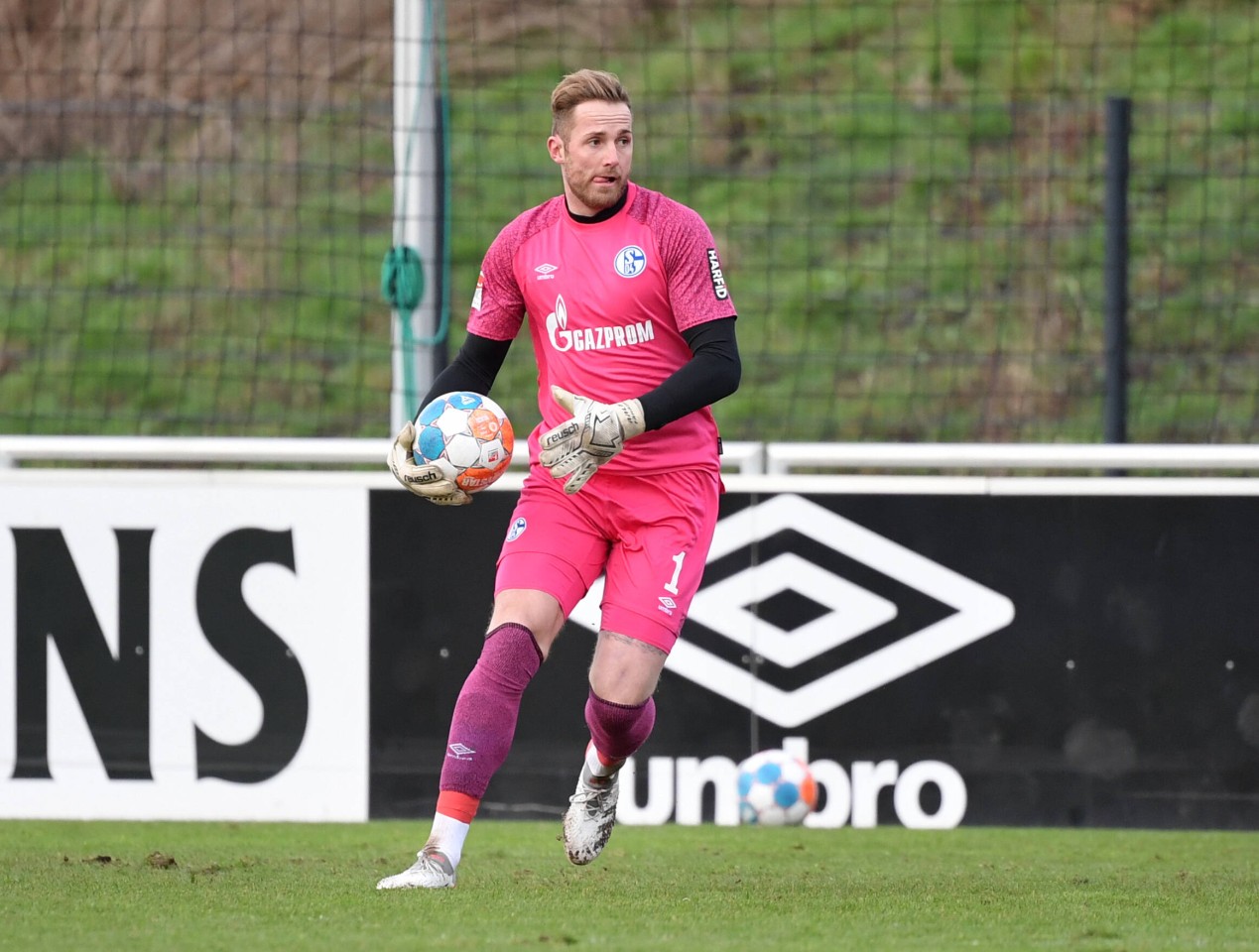 Ralf Fährmann beim Testspiel gegen Fortuna Sittard.