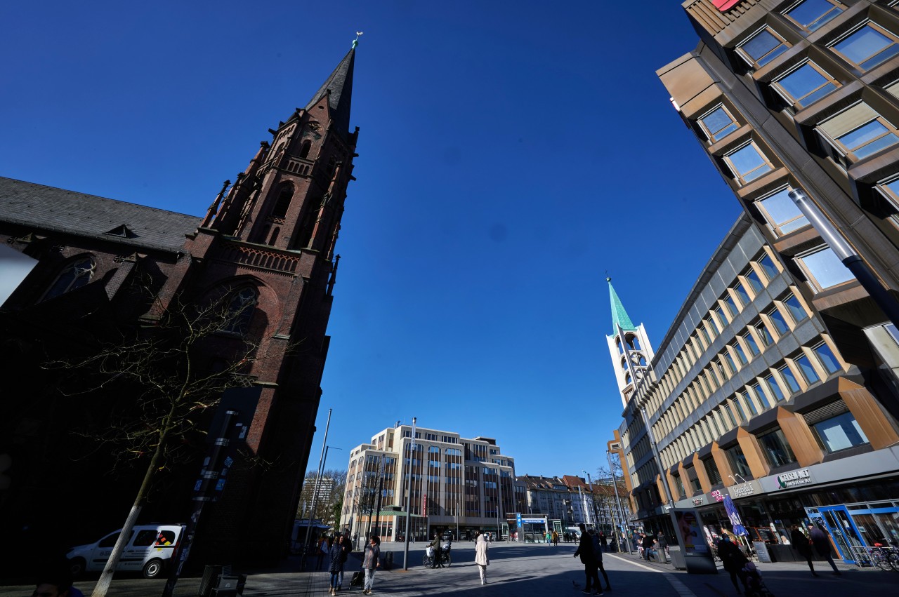 Auf dem Heinrich-König-Platz in Gelsenkirchen gibt es immer wieder Ärger.