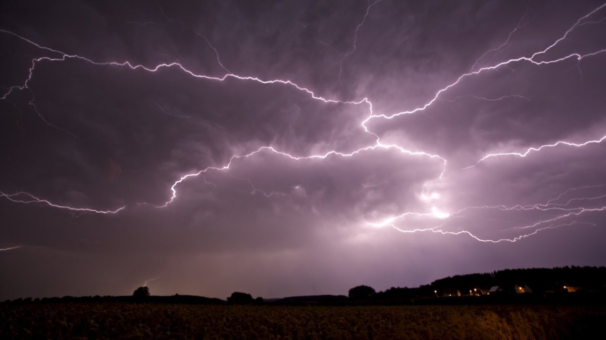 Gewitter-Wetter-Essen-Duisburg.jpg