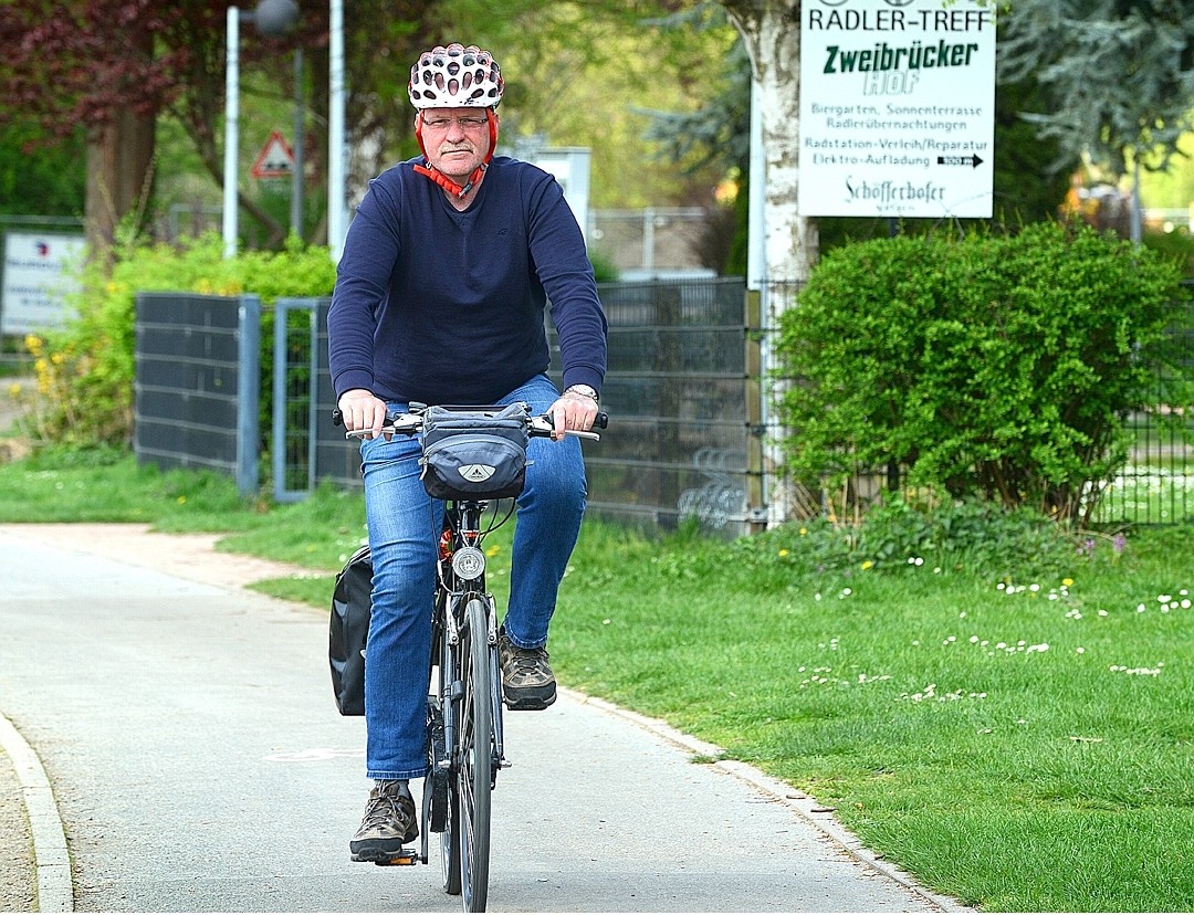 Oliver Trelenberg will 2014 4000 Kilometer auf dem Rad unterwegs sein. 