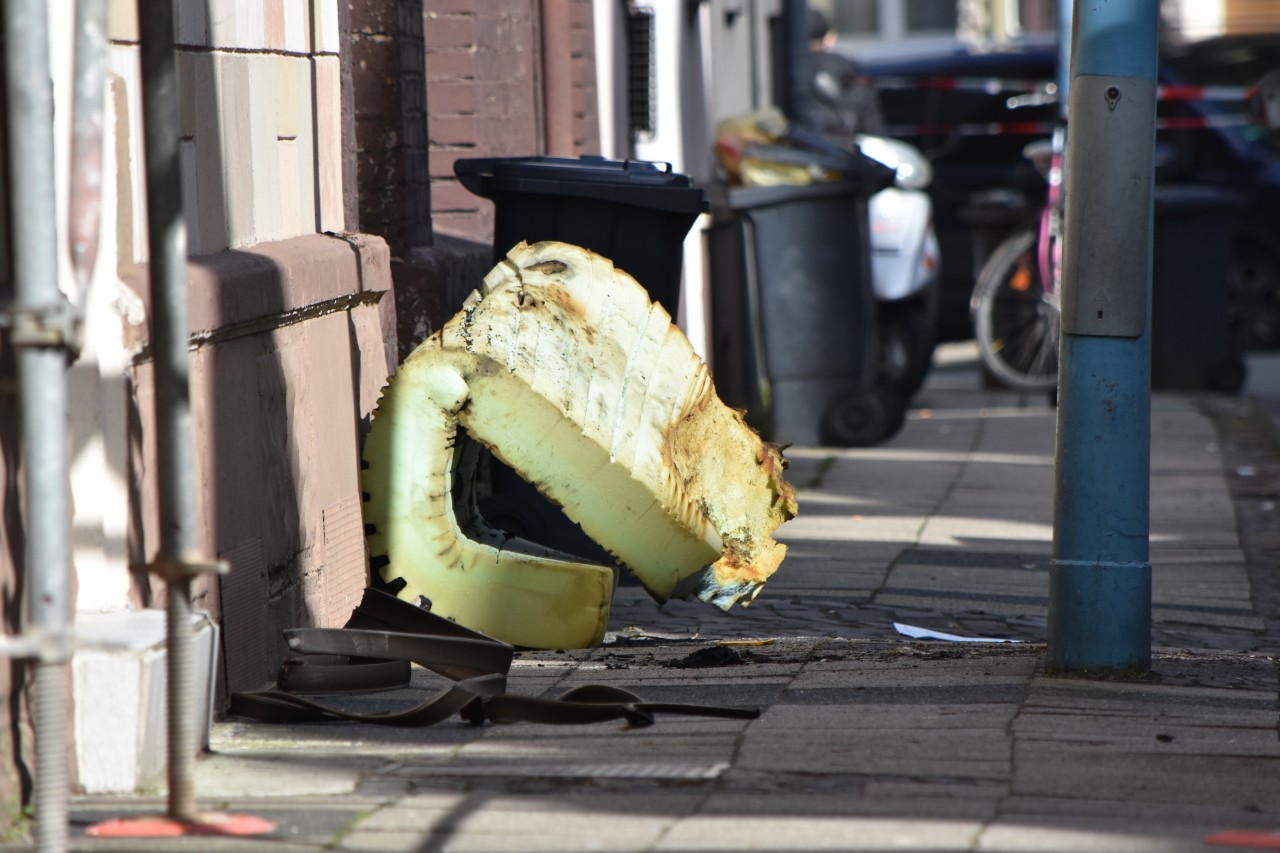 Marcel Heße soll die Wohnung von Christopher W. angezündet haben. Möglicherweise hatte er dafür auch diese Matratze in Brand gesteckt. 