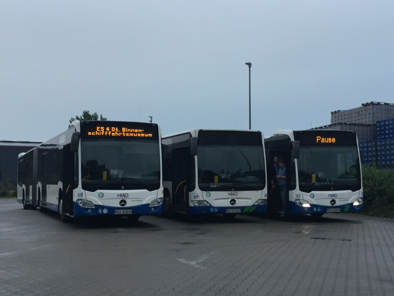 Mit Shuttle-Bussen kamen die Besucher von Spielort zu Spielort.