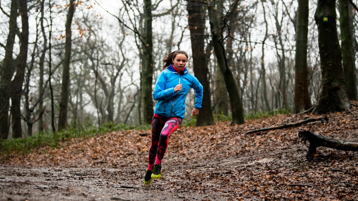 WestLotto-Toptalent Hannah Odendahl ist 15 Jahre alt und Leichtathletin. Für ihren großen Traum von Olympia trainiert sie sechs Mal in der Woche – bei Wind und Wetter.