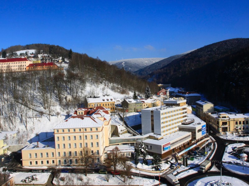 Zwischen Wintervergnügen und Radonkur: Zu Besuch in Jáchymov.