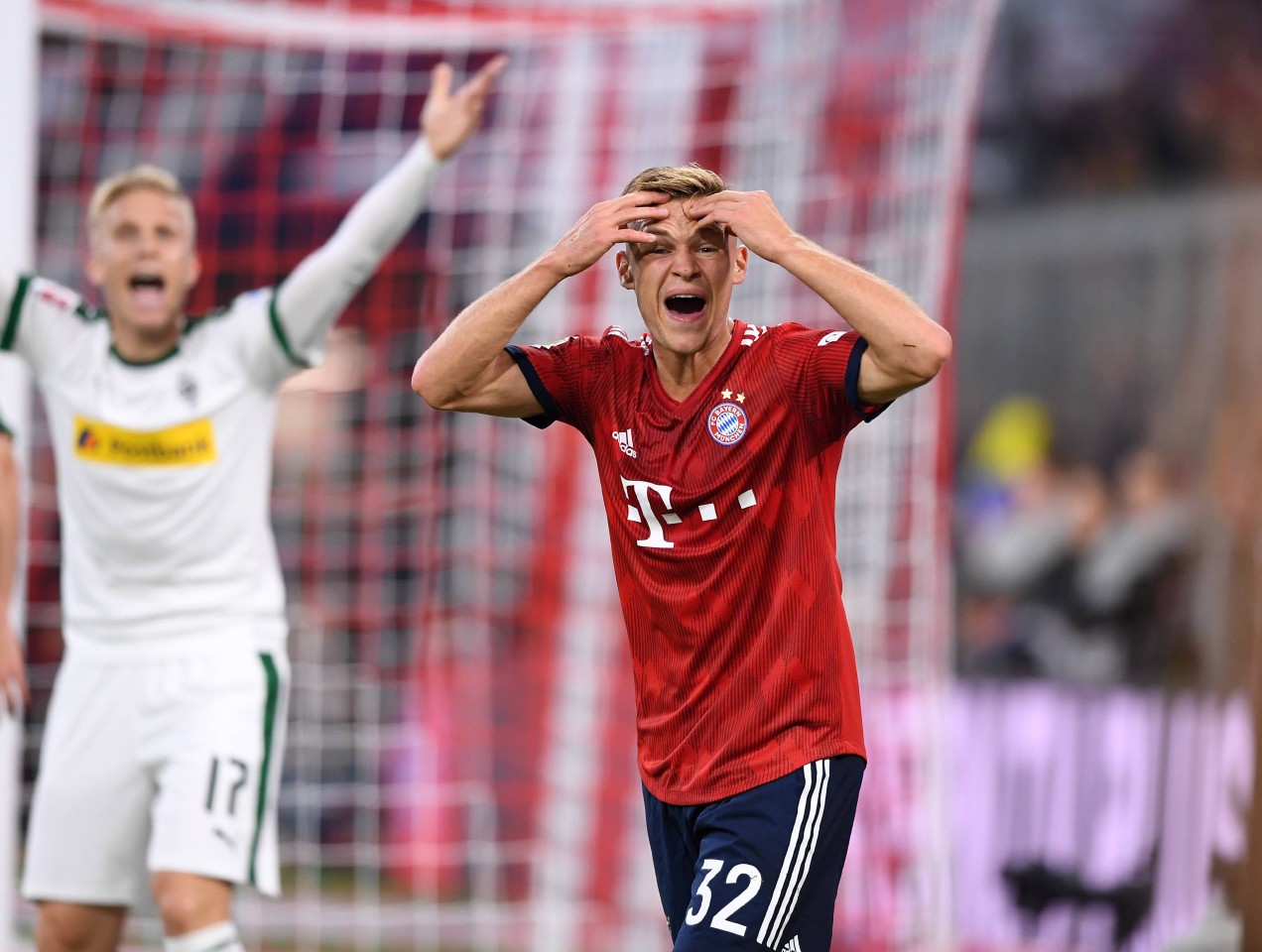 Joshua Kimmich und Co. blamieren sich gegen die Fohlen-Elf.