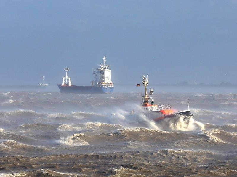 Nordsee Sturm Wellen.jpg