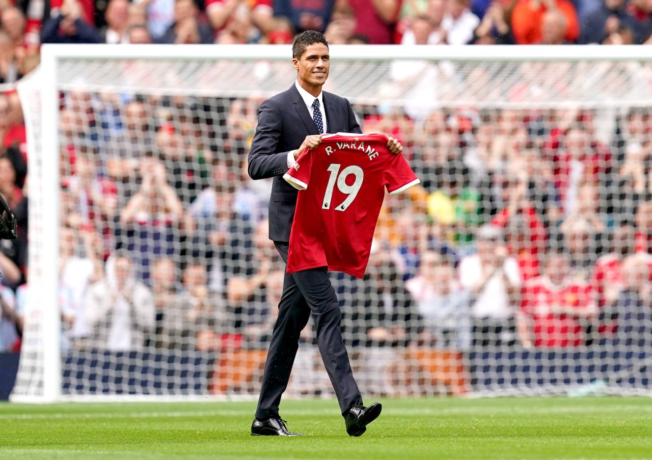 Raphael Varane bei Manchester United vorgestellt.