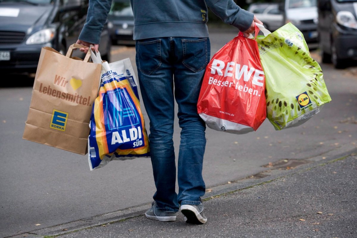 Rewe, Edeka.jpg