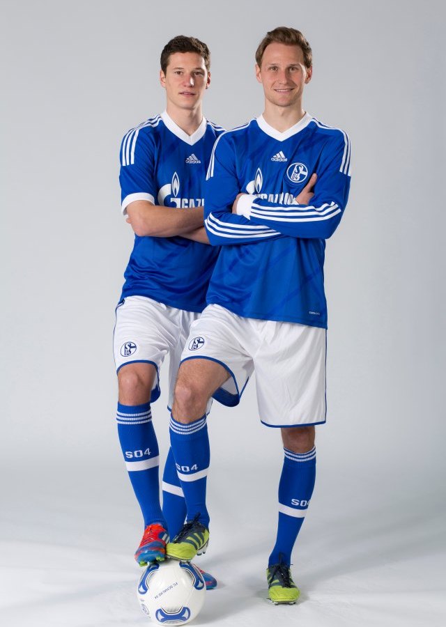 S04_Heimtrikot Schalke neu 2012 2013 trikot.jpg