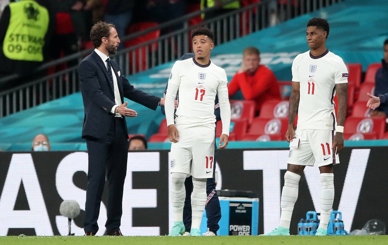 Jadon Sancho und Marcus Rashford versagen beim Elfmeterschießen.