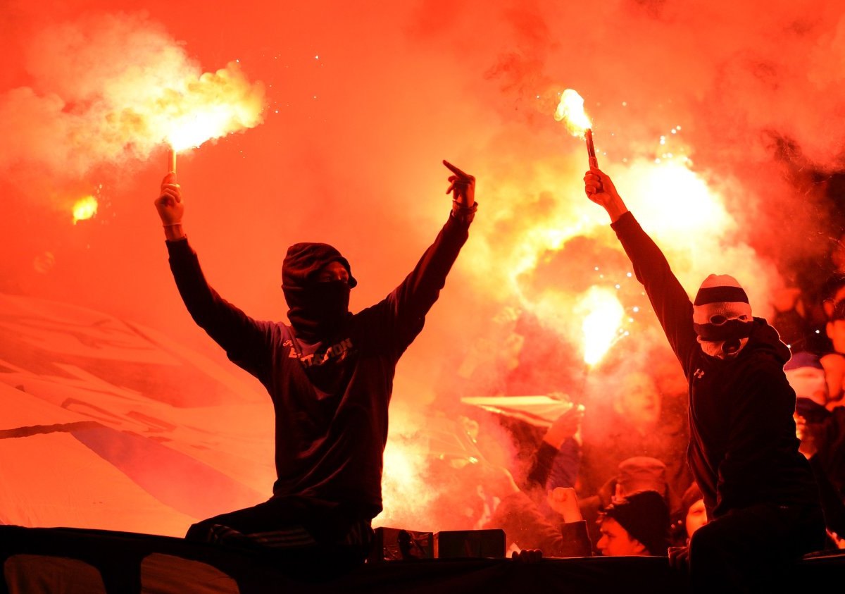 Schalke-Pyro.jpg