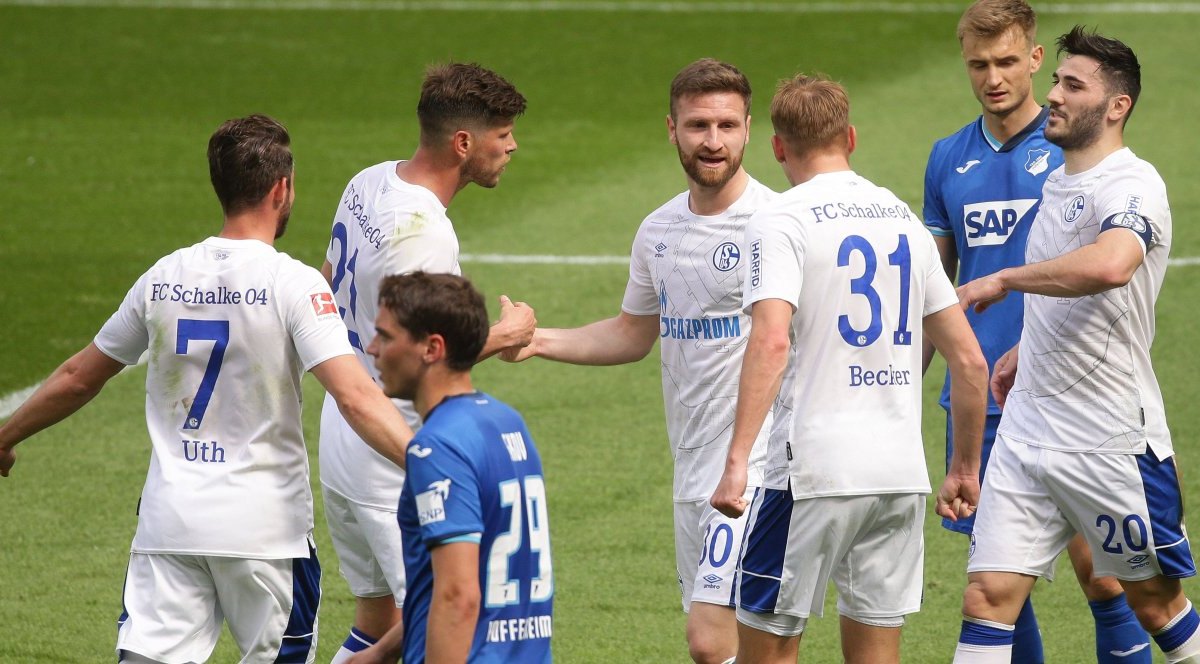 Schalke04-Mustafi.jpg