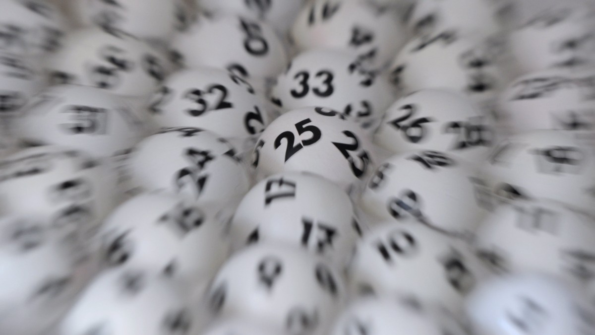 Rund 8 Millionen Euro sind bei Spiel 77 im Jackpot.