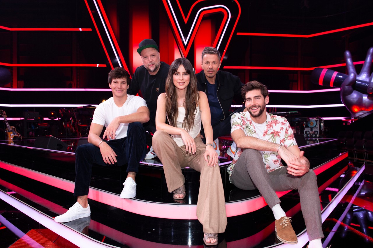 Wincent Weiss (l-r), Smudo, Lena Meyer-Landrut, Michi Beck und Alvaro Soler sitzen in der Jury von „The Voice Kids“.