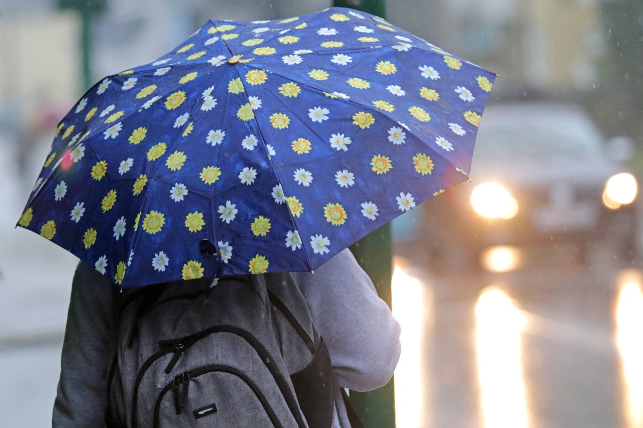 Wetter in NRW: Nach Glatteisgefahr warnen Experten nun vor diesem Risiko (Symbolbild).