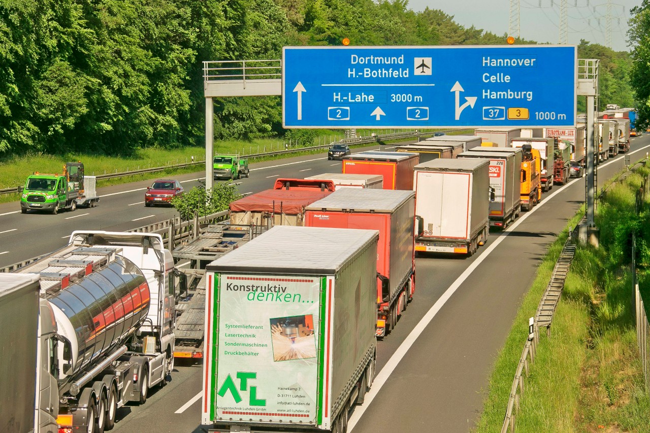 Auf der A2 bei Dortmund kam es zum Stau. (Archiv)