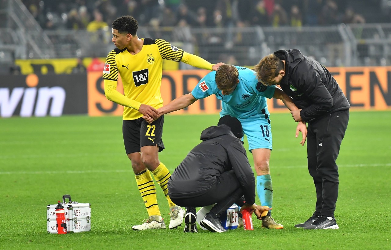 Für ein Foul an Christiansen hätte Jude Bellingham in den Augen der Fürther vom Platz fliegen müssen.