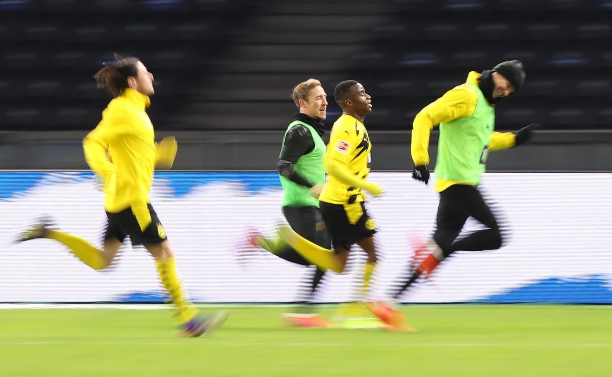 borussia-dortmund-passlack.jpg
