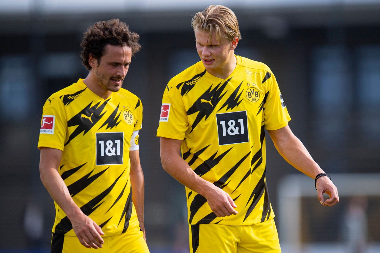 Borussia Doirtmund stellt Thomas Delaney (l.) vor die Wahl.