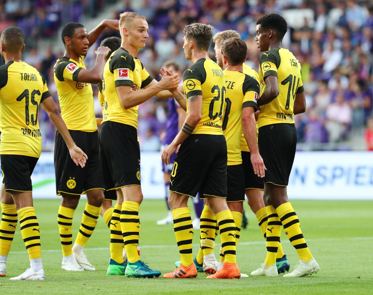 Alexander Isak (ganz rechts) spielte einst mit Mario Götze, Maximilian Philipp und Amos Pieper.