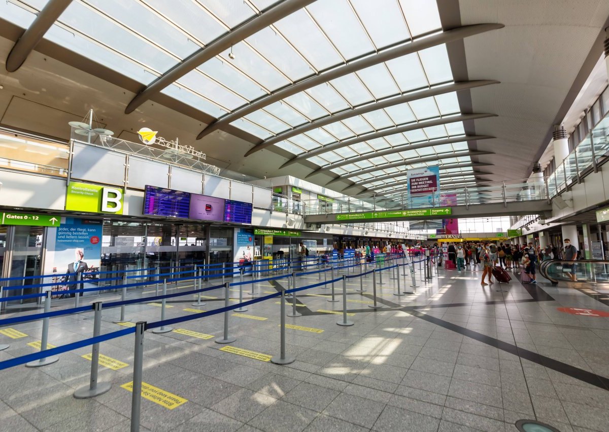 dortmund airport.jpg