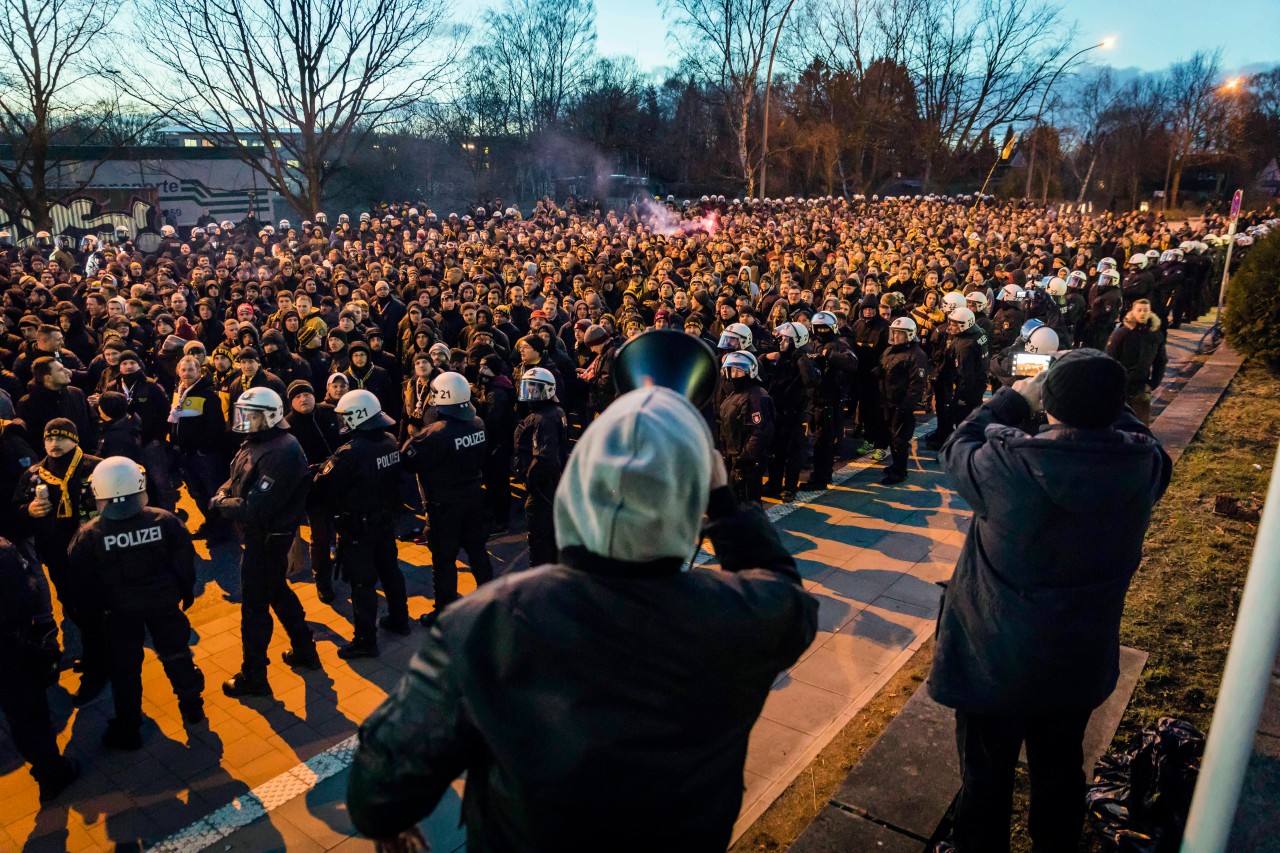 Fanmärsche sind am Samstag in Gelsenkirchen verboten.