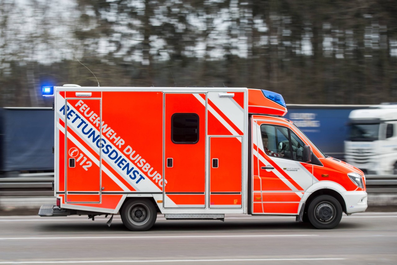 Die beiden Verletzen wurden in ein Krankenhaus gebracht. (Symbolbild)