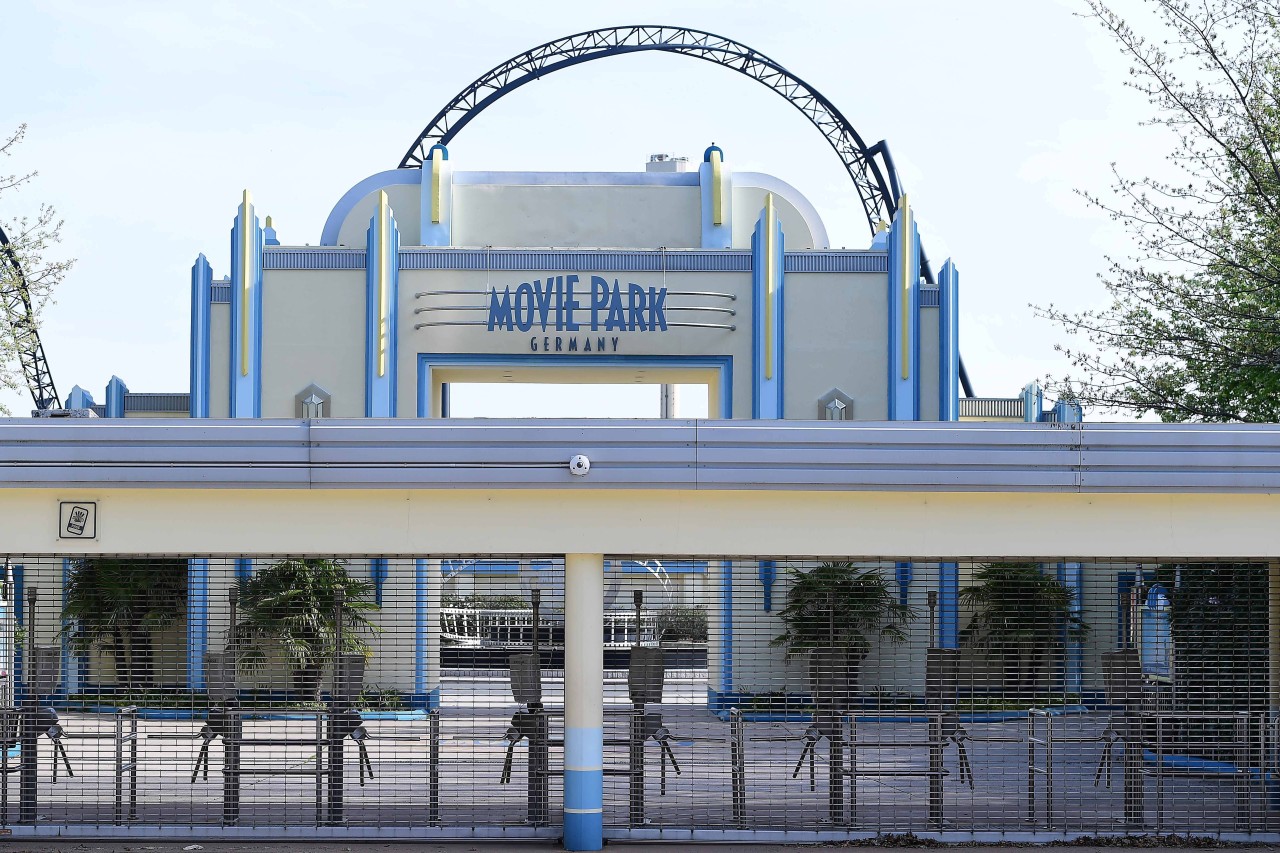 Der Movie Park Germany zeigt seinen Fans, was hinter verschlossenen Türen passiert.