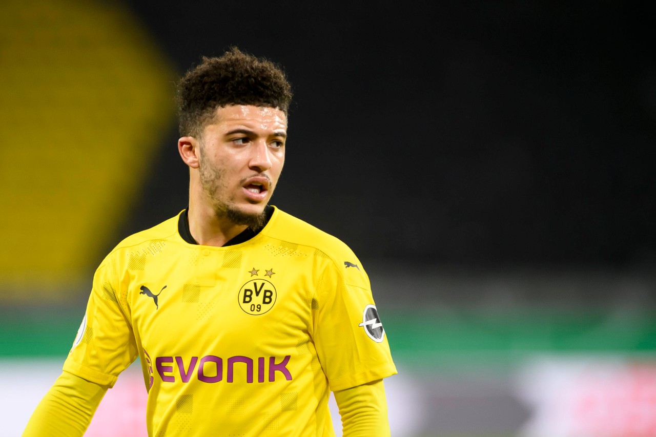 Jadon Sancho liebäugelt womöglich noch immer mit einem Wechsel nach England.