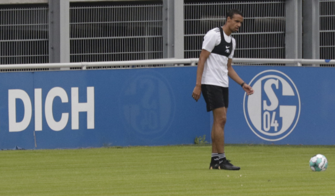 Joel Matip arbeitet auf Schalke am Comeback.