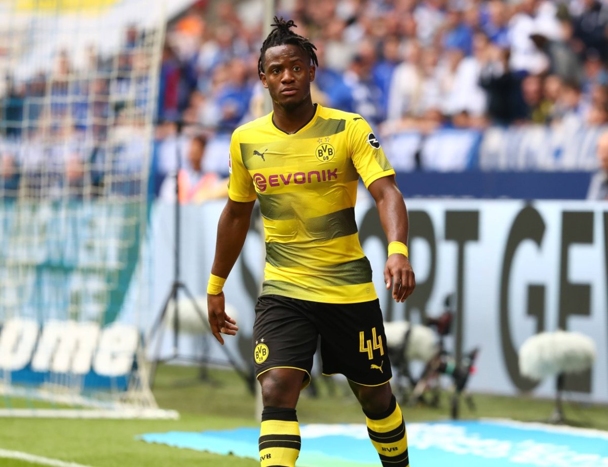 michy batshuayi bvb borussia dortmund fc chelsea antonio conte