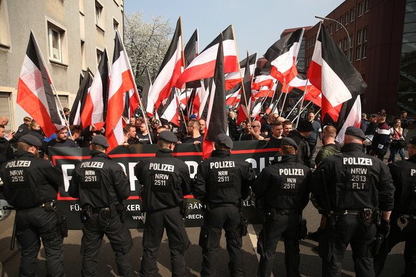 neonazi-demo-dortmund.jpg