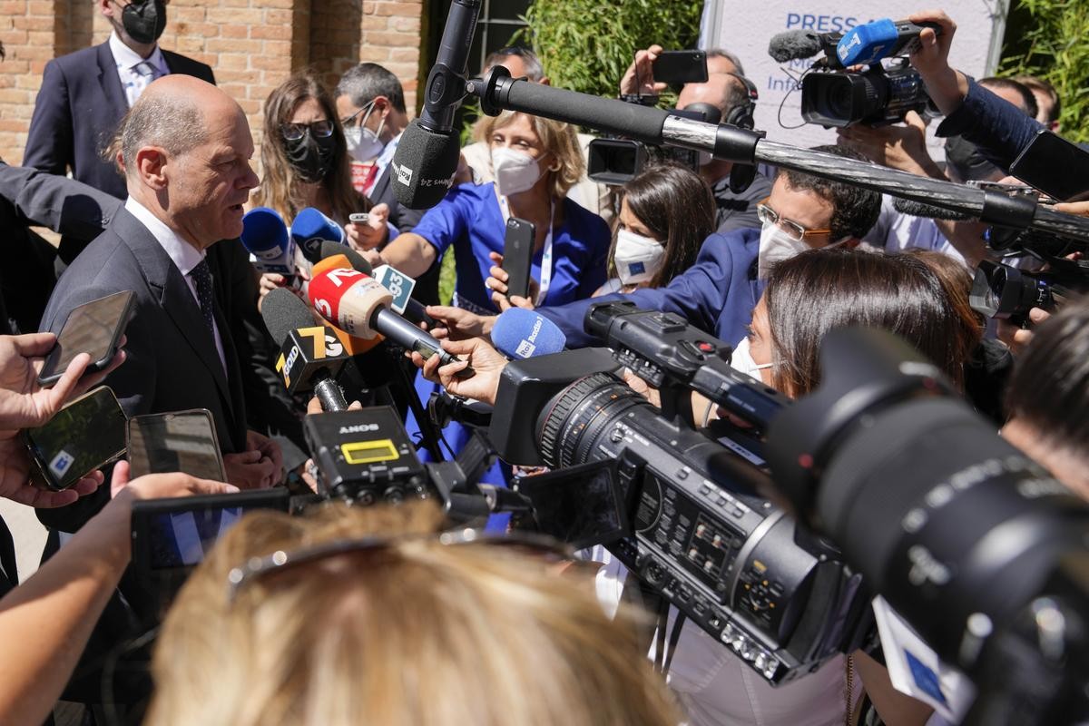 Olaf Scholz spricht in Venedig von einem „großen geschichtlichen Moment“. 