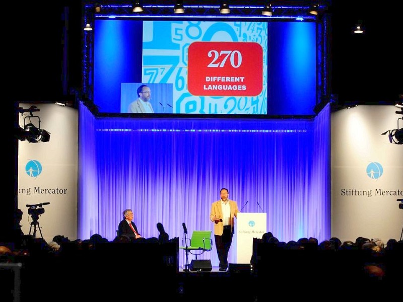 Am Montag, den 5.März 2012 fand in der Salvatorkirche am Burgplatz der Festakt zu 500 jahre Gerhard Mercator mit Wikipedia-Gründer jimmy Wales statt.Impressionen von der Veranstaltung.Foto: Udo Milbret/WAZ FotoPool