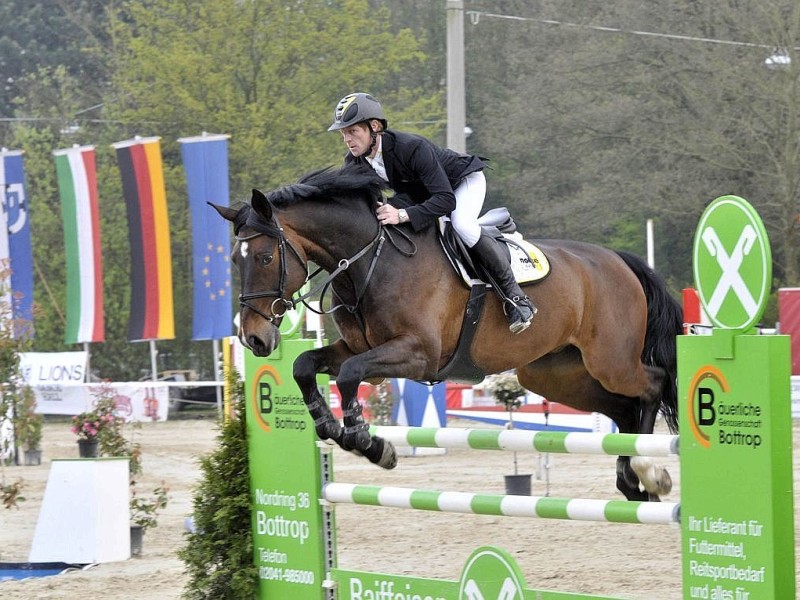 Markus Ehning auf Bariccello 8.