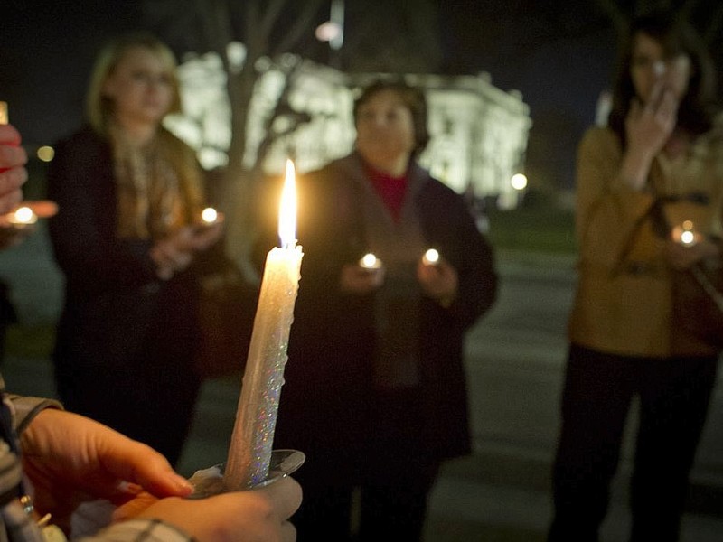 Nach dem Amoklauf an einer US-Grundschule trauert das ganze Land um die Opfer von Newtown.