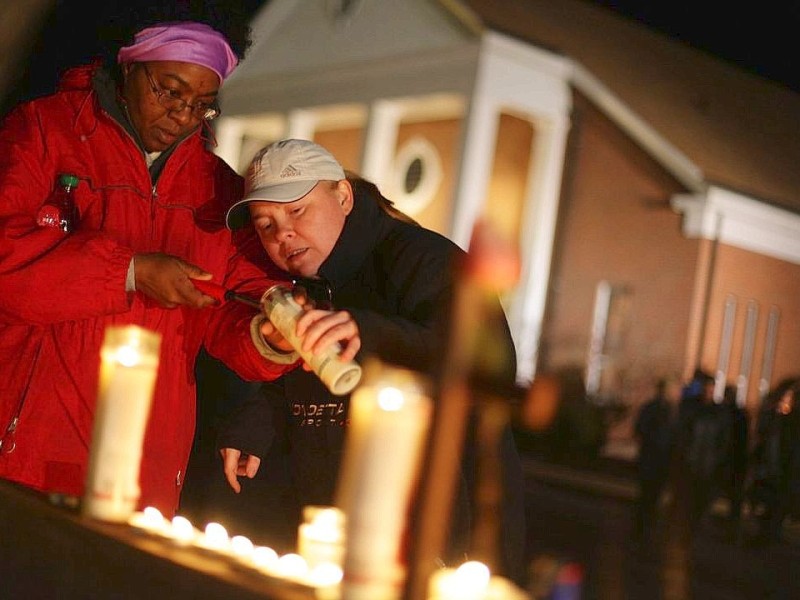 Nach dem Amoklauf an einer US-Grundschule trauert das ganze Land um die Opfer von Newtown.