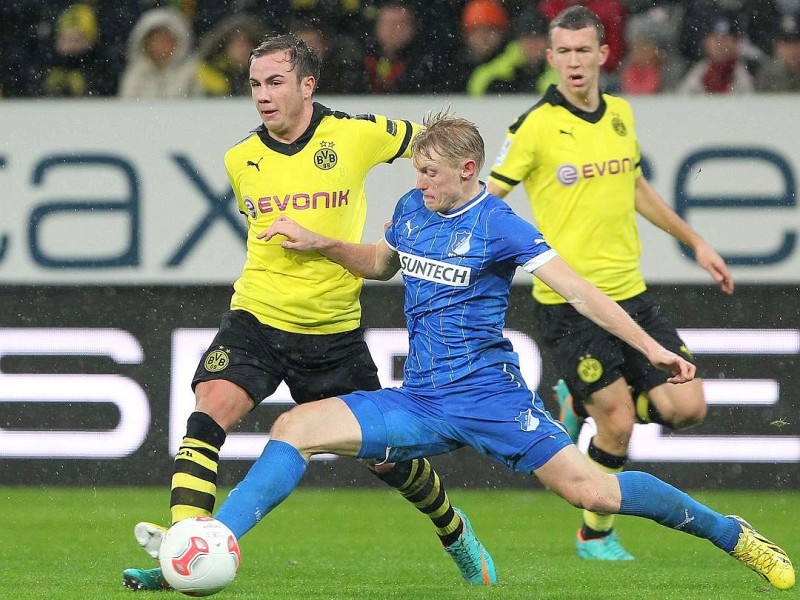 Am 17. Spieltag der Fußball-Bundesliga siegte Borussia Dortmund bei der TSG Hoffenheim mit 3:1. Für den BVB trafen Mario Götze, Kevin Großkreutz und Robert Lewandowski.