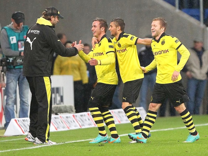 Am 17. Spieltag der Fußball-Bundesliga siegte Borussia Dortmund bei der TSG Hoffenheim mit 3:1. Für den BVB trafen Mario Götze, Kevin Großkreutz und Robert Lewandowski.