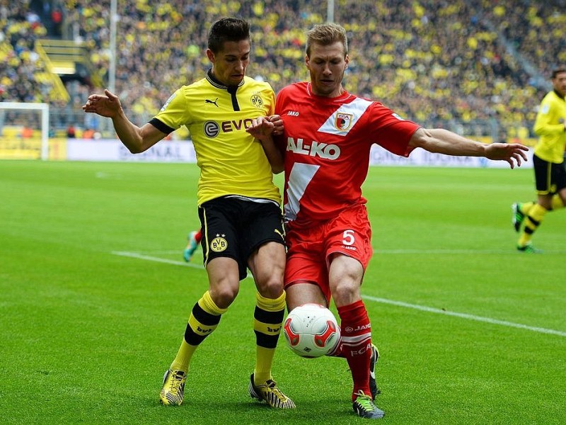 Borussia Dortmund gewinnt vor heimischem Publikum mit 4:2 gegen den FC Augsburg: Für den BVB erzielte Julian Schieber zwei Tore (22., 52.) - außerdem trafen Neven Subotic (64.) und Robert Lewandowski (90.). Für den FC Augsburg waren zwischenzeitlich noch Daniel Baier (43.) und Kevin Vogt (45.) erfolgreich.