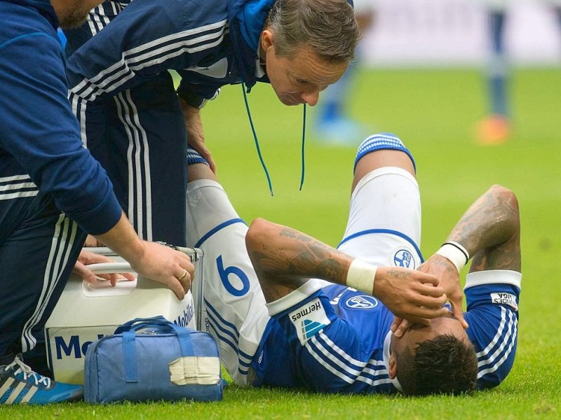Schalke 04 ist in der Bundesliga ein wichtiger Sieg gelungen. Die Königsblauen wahren mit dem 4:1 gegen Augsburg den Anschluss an das obere Tabellenviertel.