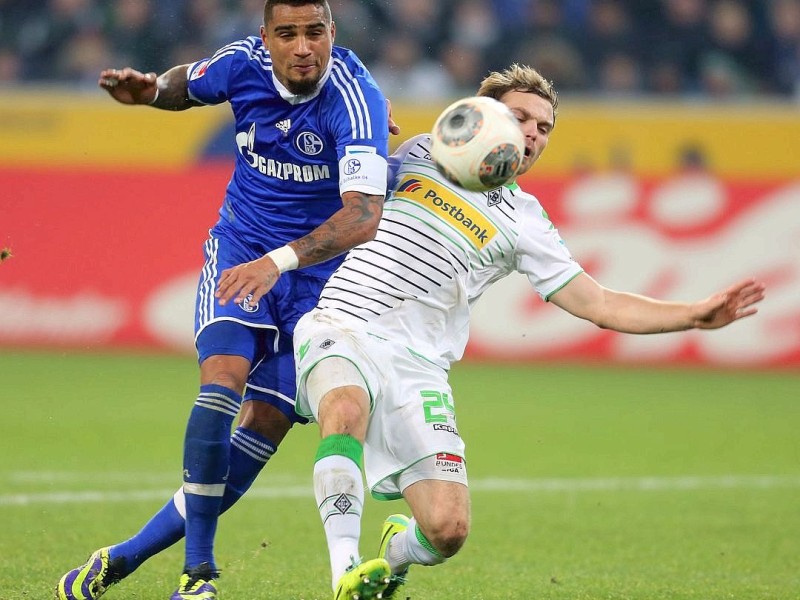 Borussia Mönchengladbach festigte seinen vierten Tabellenplatz und vergrößerte mit einem 2:1 (2:1) gegen den FC Schalke 04 seinen Vorsprung vor dem Verfolger auf sieben Punkte.