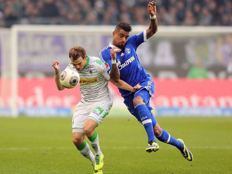 Borussia Mönchengladbach festigte seinen vierten Tabellenplatz und vergrößerte mit einem 2:1 (2:1) gegen den FC Schalke 04 seinen Vorsprung vor dem Verfolger auf sieben Punkte.