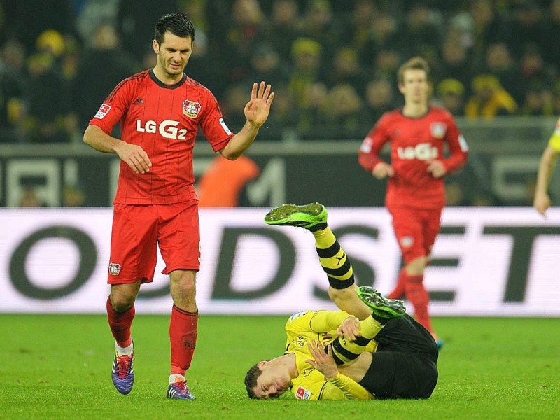 Borussia Dortmund muss Bayer Leverkusen in der Tabelle ziehen lassen.