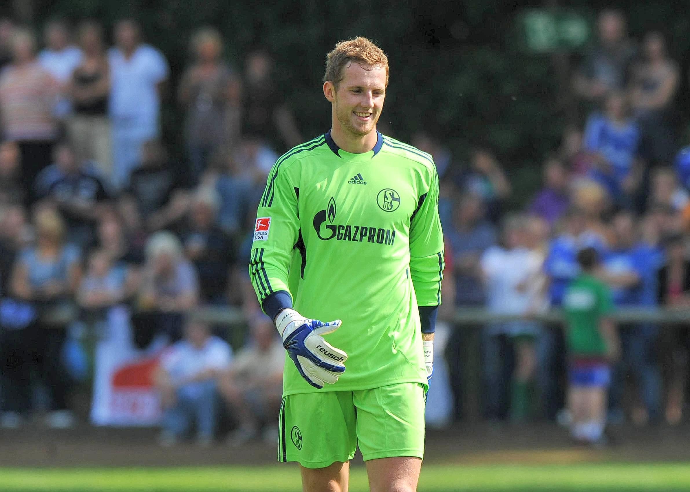 Tor: Ralf Fährmann (Rückennummer 1). Der Neuer-Nachfolger - ablösefrei von Eintracht Frankfurt gekommen - muss um den Platz im Schalke-Tor kämpfen, dürfte sich aber trotzdem durchsetzen. Um die noch etwas skeptischen 